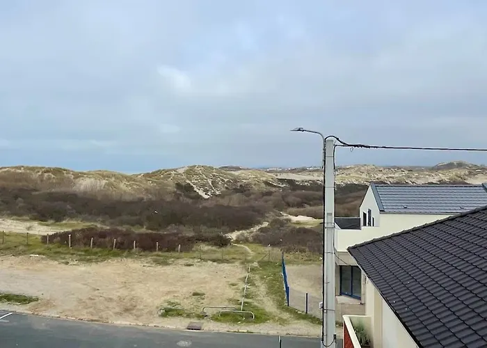 Merlidunes Proche De La *